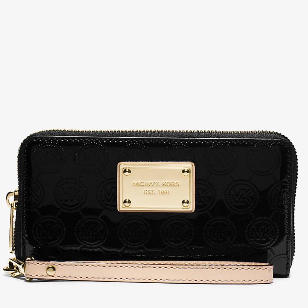 Michael Kors Jet Set Large Patent-Leather Wristlet
